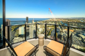 Cloud Nine Retreat Luxe 44th Fl Apartment